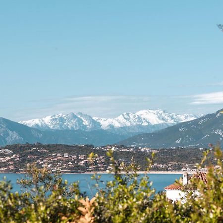 Villa Ghiatone Pietrosella Esterno foto