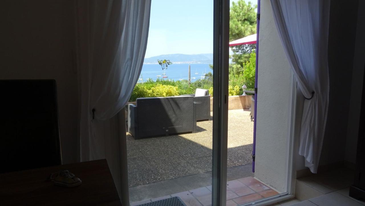 Villa Ghiatone Pietrosella Esterno foto